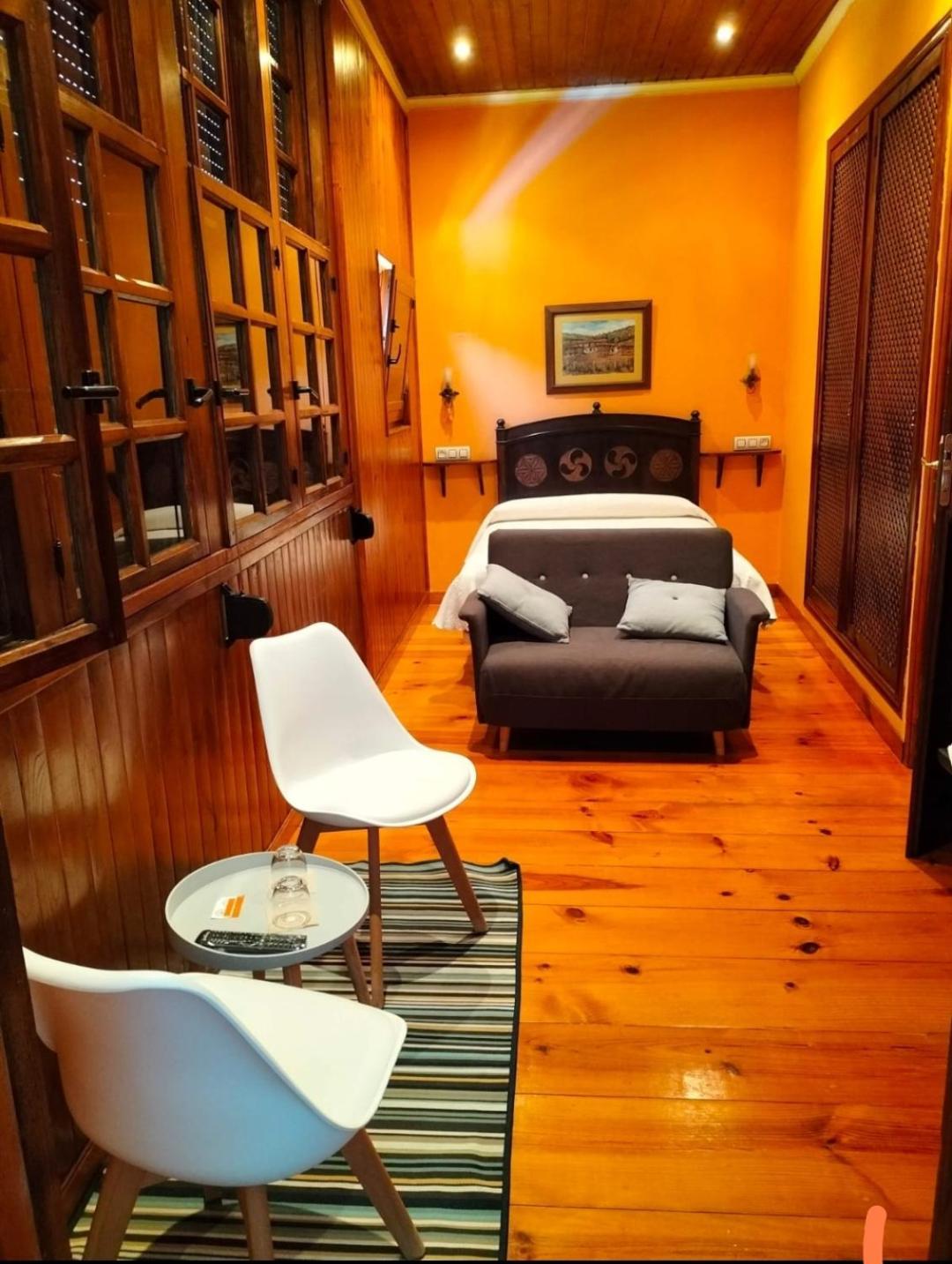 Agroturismo La Casona De Belmonte Ovinana  Ngoại thất bức ảnh